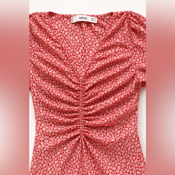 ❤️ MNG (Mango) Red Floral Ruched Midi Dress | Romantic & Easy ❤️ - Picture 2 of 2